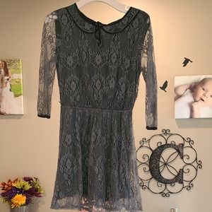 Junior LARGE Grey laced dress.